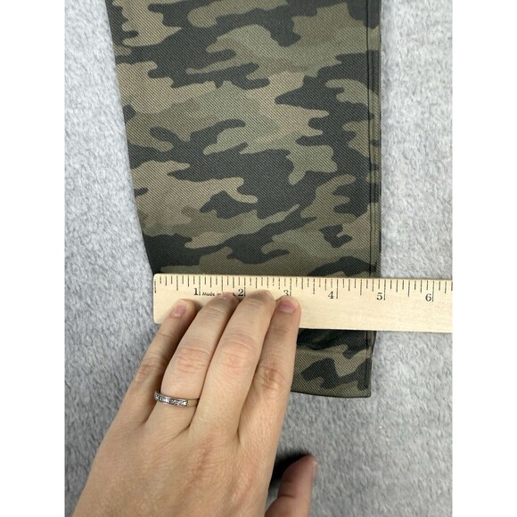 Spanx Leggings Womens 1X Green Camo Cropped Look At‎ Me Now A288466 NEW - Picture 10 of 11